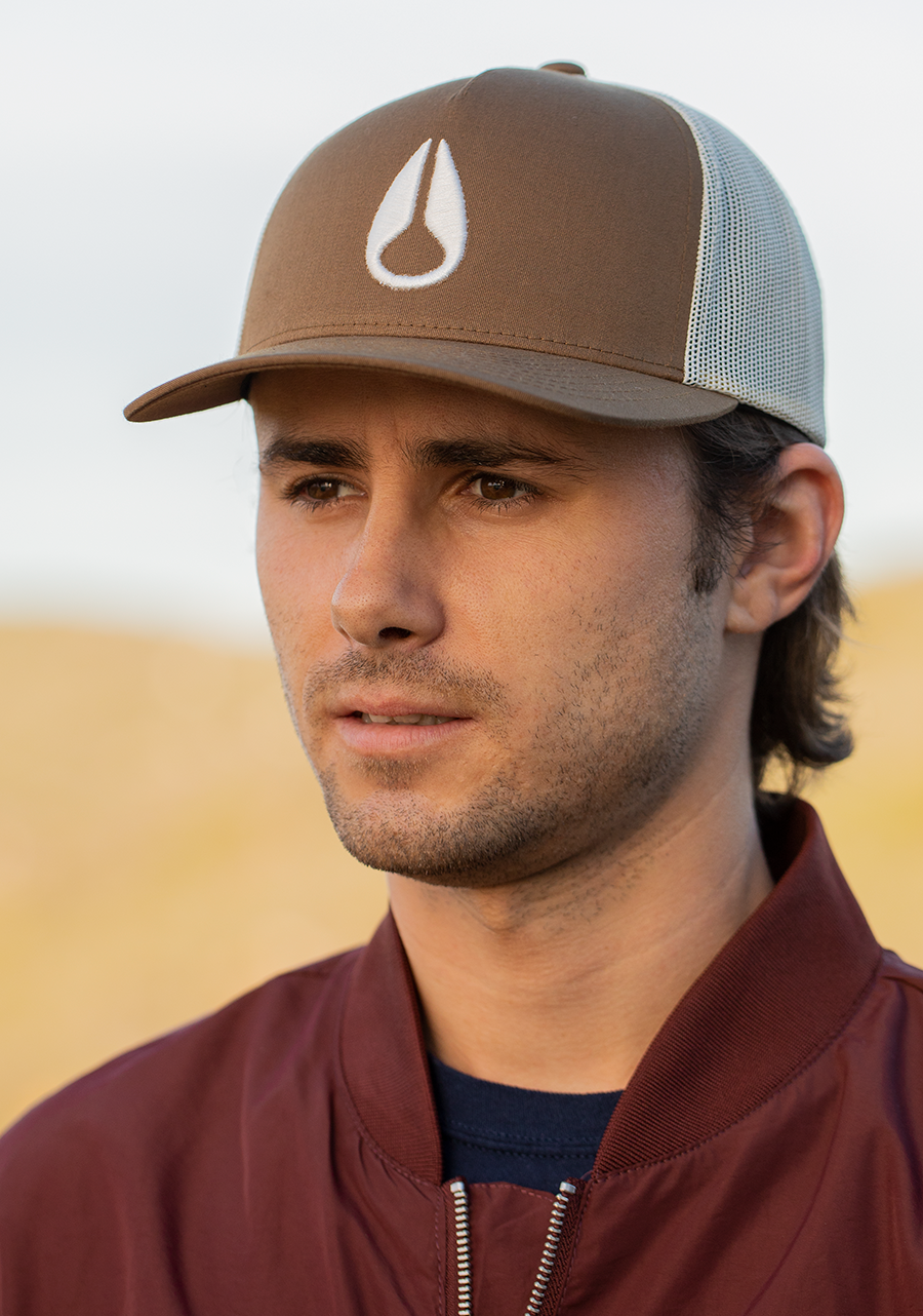 Cappellino Trucker con icona - Marrone / Bianco sporco