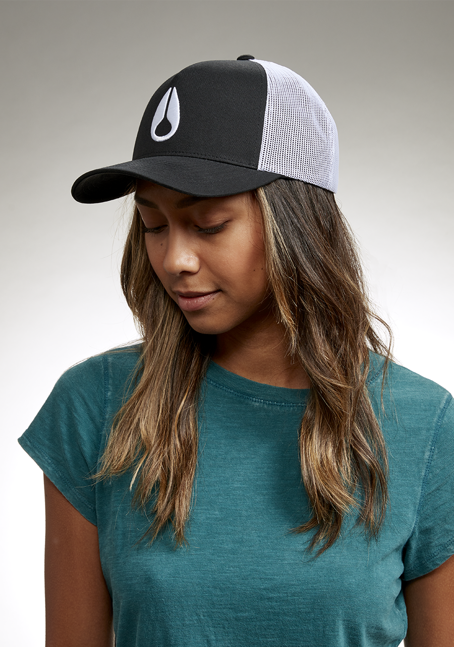 Iconed Trucker Cap Schwarz Wei Wei Nixon EU